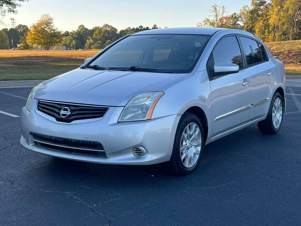 Used 2011 Nissan Sentra 2.0 S image 2