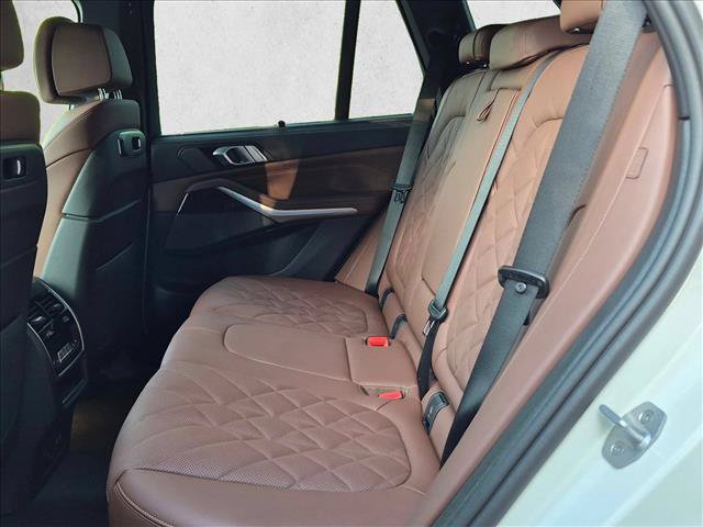 New 2026 BMW X5 xDrive40i w/ Climate Comfort Package AWD/4WD image 14