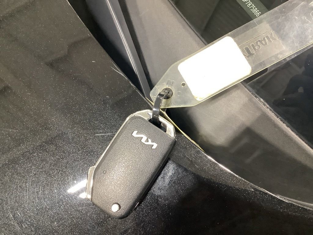 Certified 2023 Kia Soul LX image 28