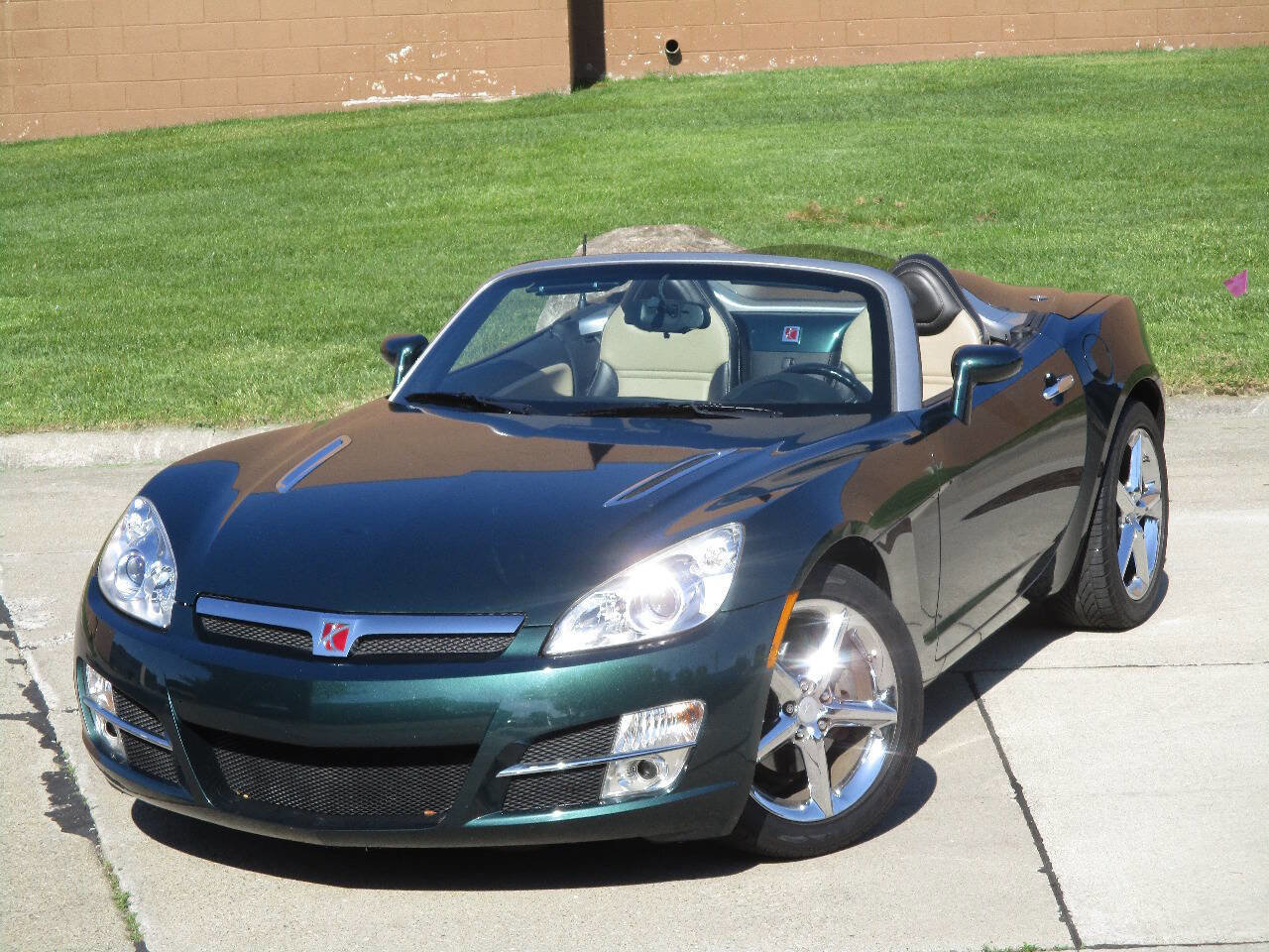 Used 2008 Saturn Sky w/ Premium Trim Package RWD image 54