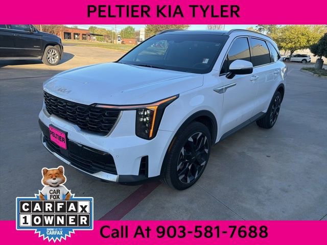 Certified 2025 Kia Sorento EX w/ Panoramic Sunroof Package image 3