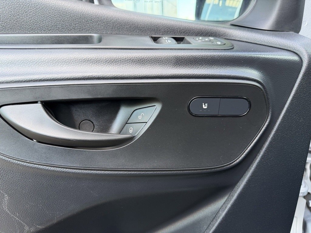 Used 2023 Mercedes-Benz Sprinter 144 Cargo image 12