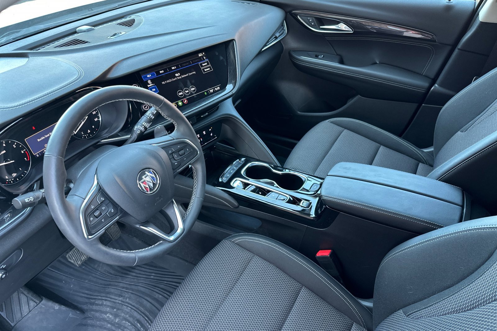 Used 2022 Buick Envision Preferred image 9