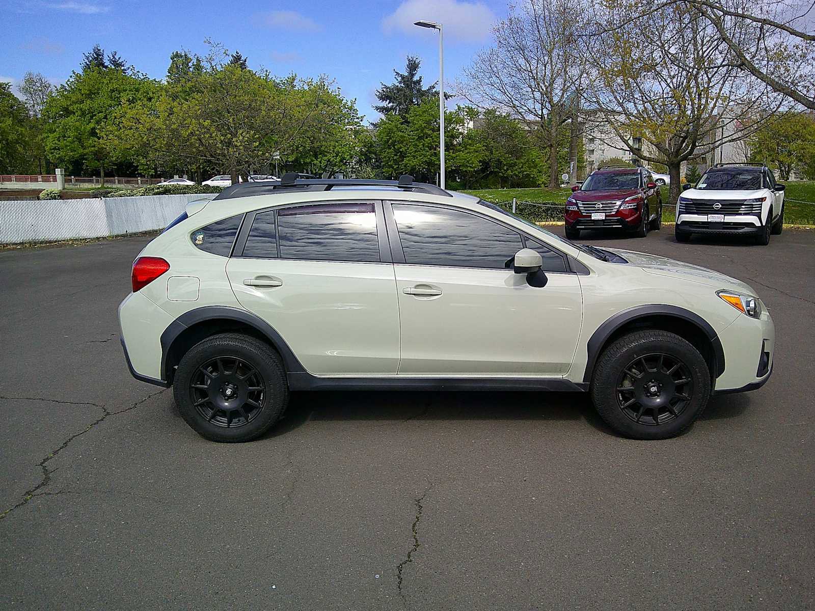 Used 2017 Subaru Crosstrek 2.0i Premium image 6
