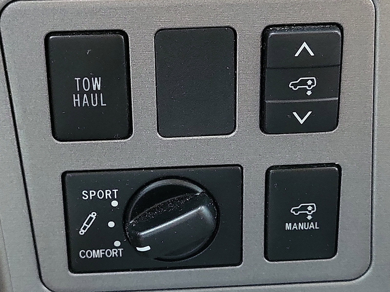 Used 2016 Toyota Sequoia Platinum image 16