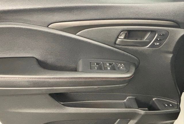 Certified 2025 Honda Passport TrailSport image 19