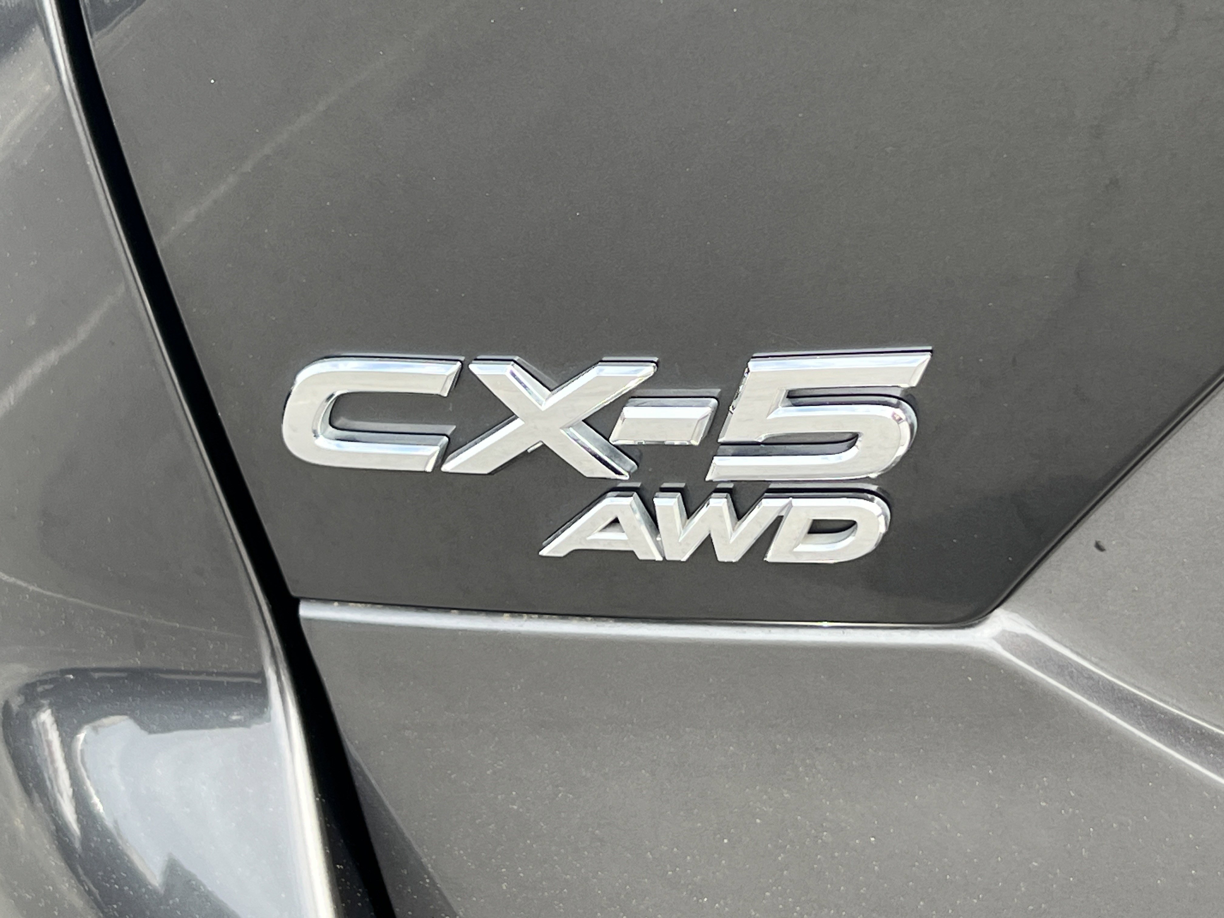 Used 2018 MAZDA CX-5 Touring w/ Preferred Equipment Package AWD/4WD image 9
