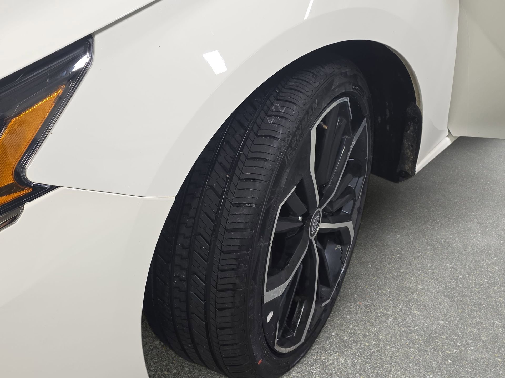 Used 2024 Nissan Altima 2.5 SR image 30