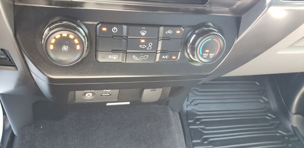 Used 2015 Ford F150 XLT w/ Equipment Group 301A Mid image 17