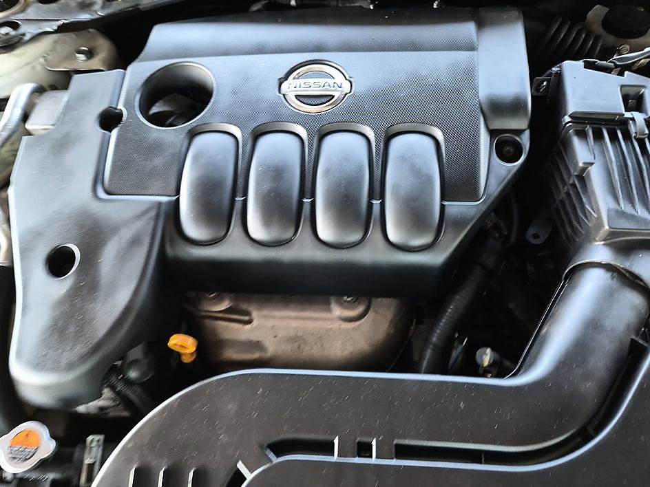Used 2012 Nissan Altima 2.5 S FWD image 33
