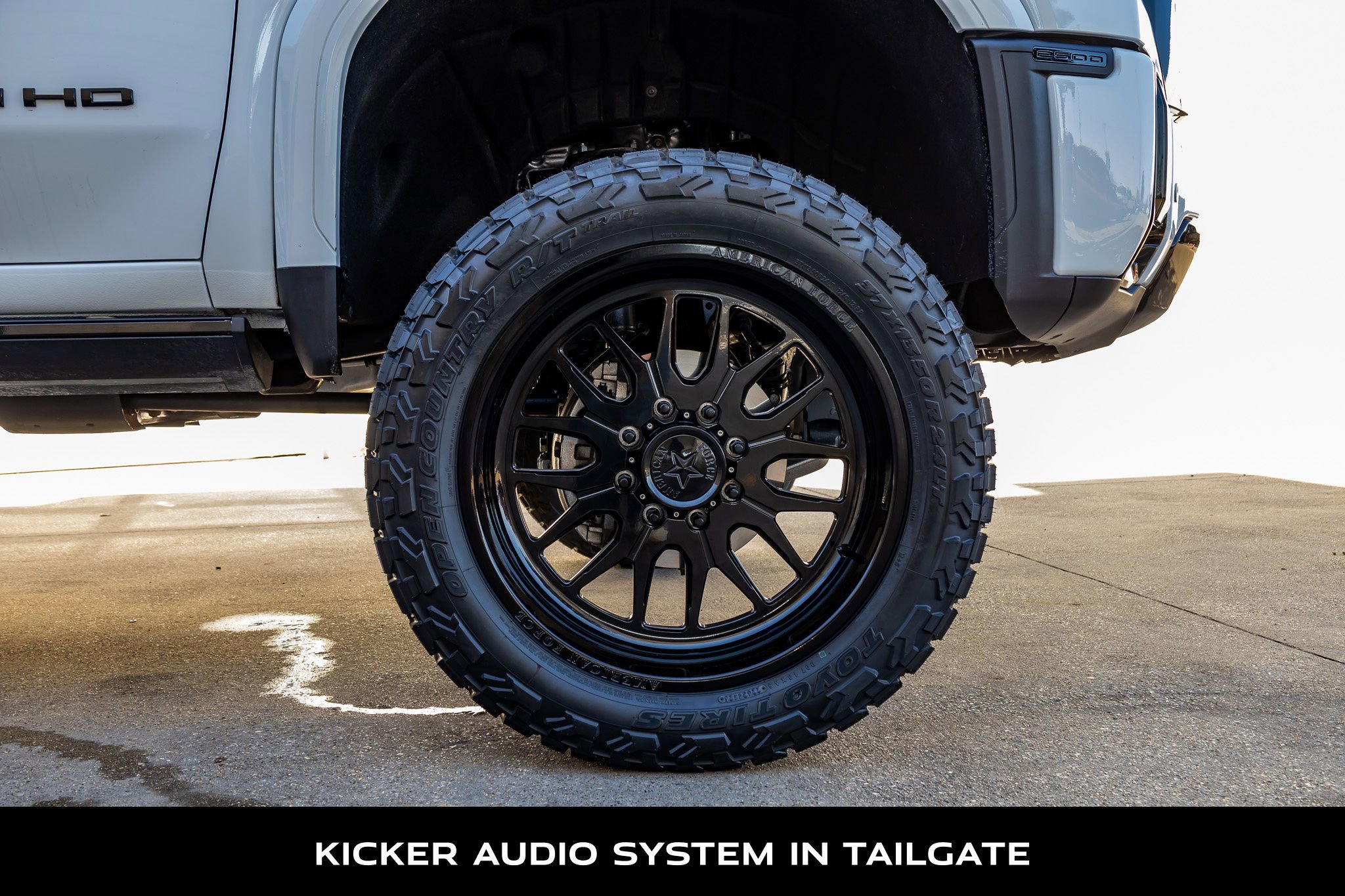 Used 2026 GMC Sierra 2500 Denali Ultimate w/ Max Trailering Package image 12