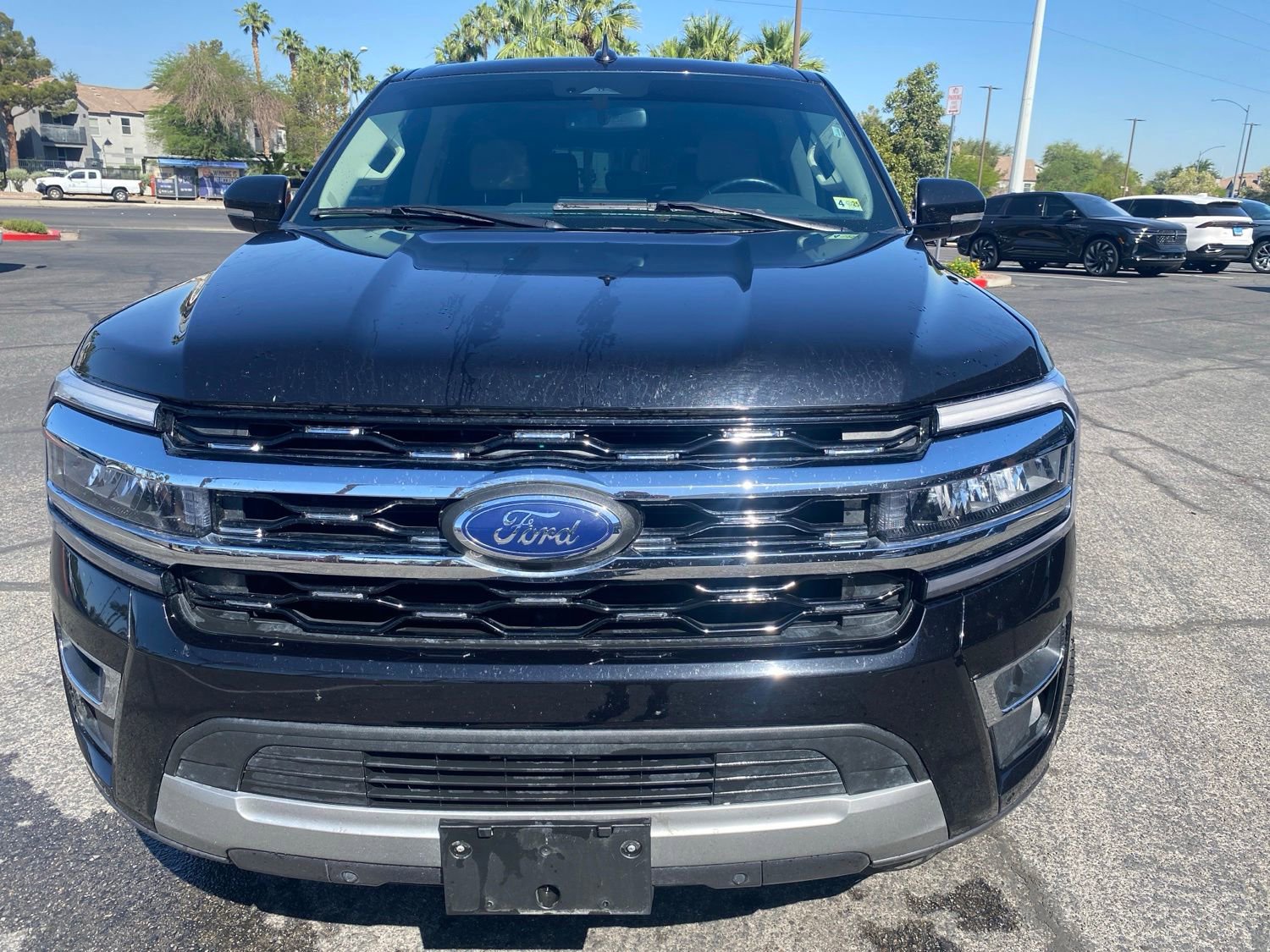 Used 2024 Ford Expedition Max Limited AWD/4WD image 2