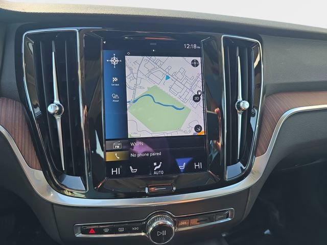 Used 2021 Volvo S60 T6 Momentum w/ Premium Package image 25