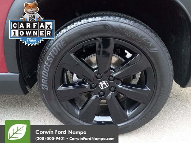 Used 2025 Honda Pilot Black Edition image 31