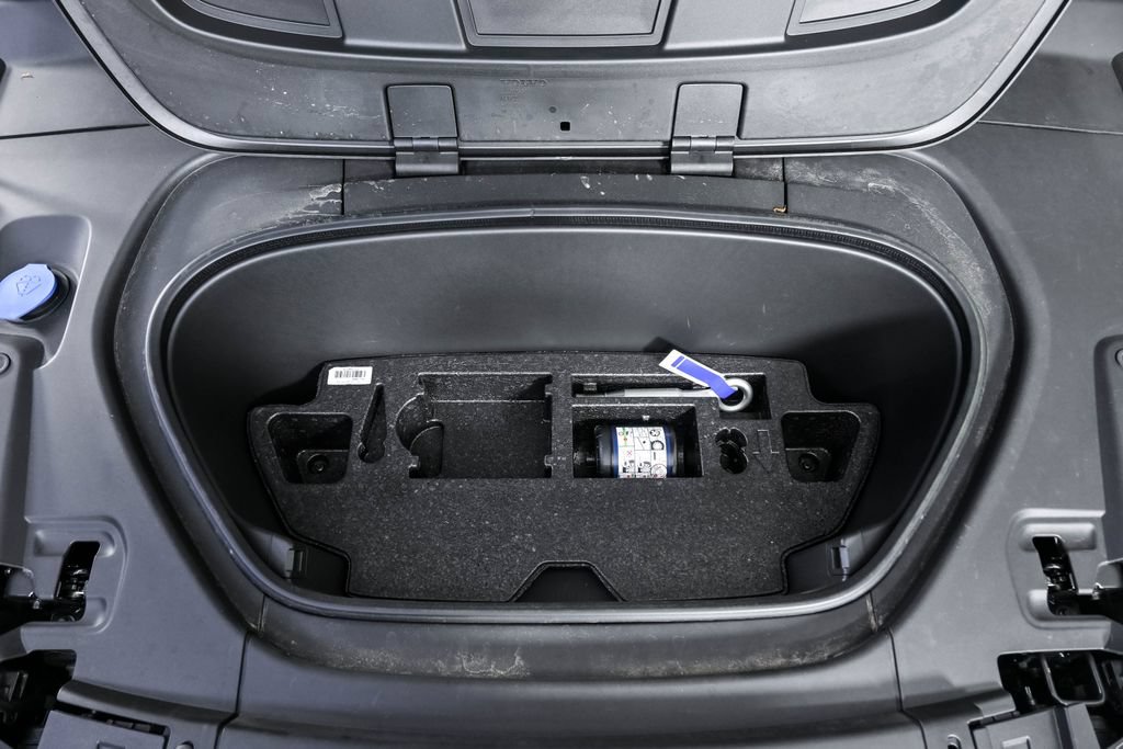 Certified 2023 Volvo C40 P8 Recharge Plus w/ Climate Package AWD/4WD image 35