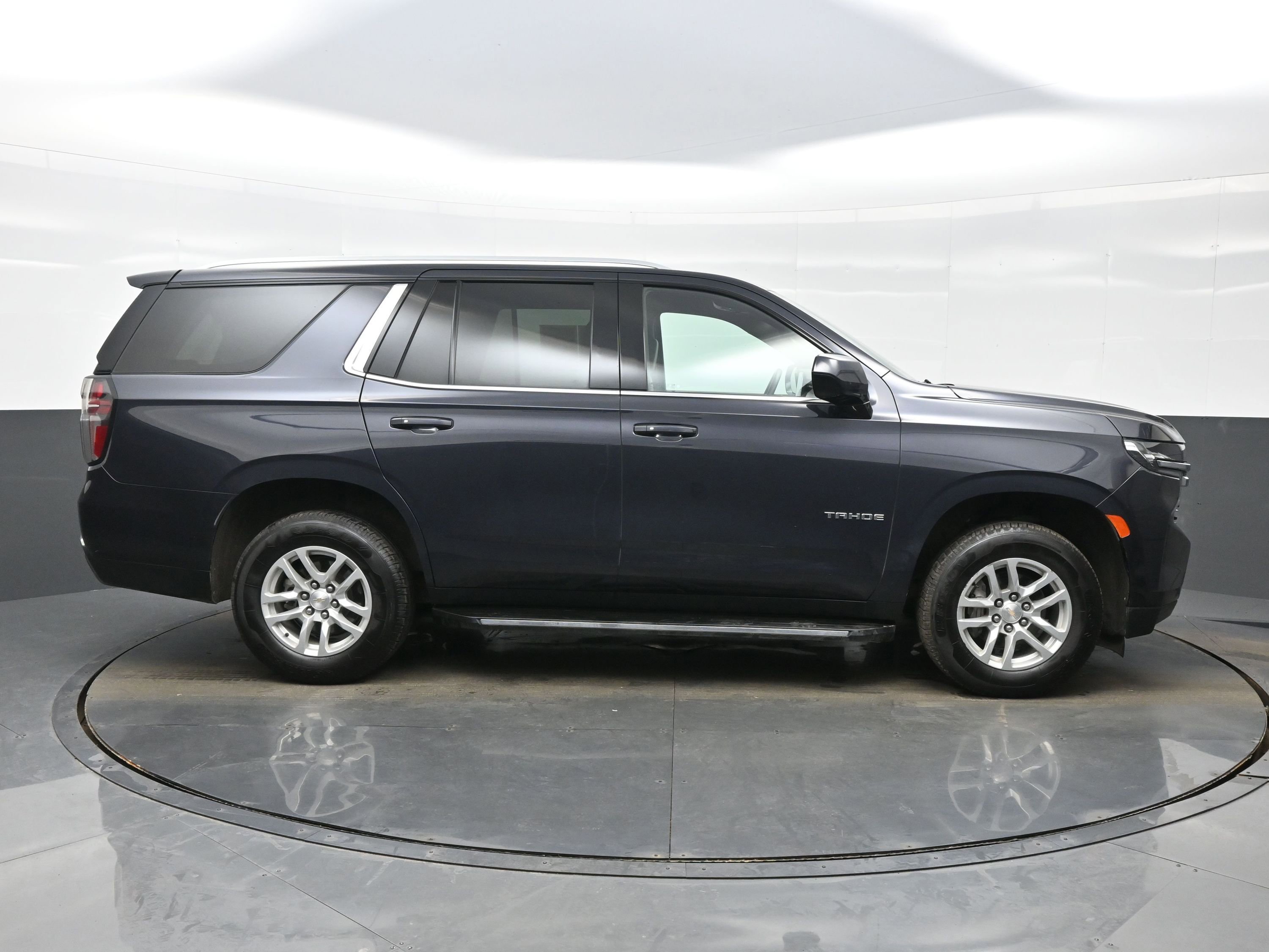 Used 2023 Chevrolet Tahoe LT AWD/4WD image 7
