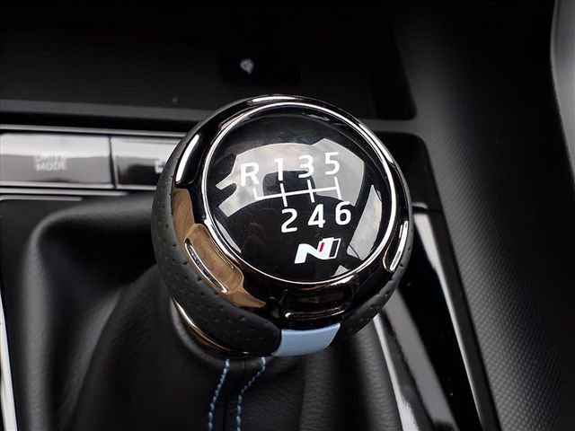 New 2025 Hyundai Elantra N image 21