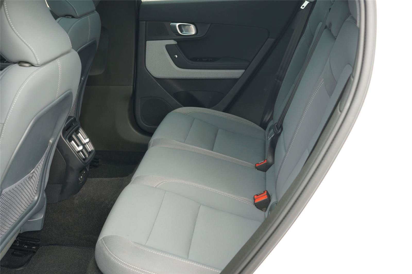 Used 2023 Polestar Polestar 2 w/ Pilot Pack AWD/4WD image 23