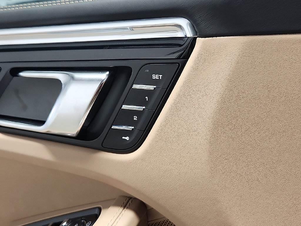 New 2026 Porsche Macan S AWD/4WD image 21