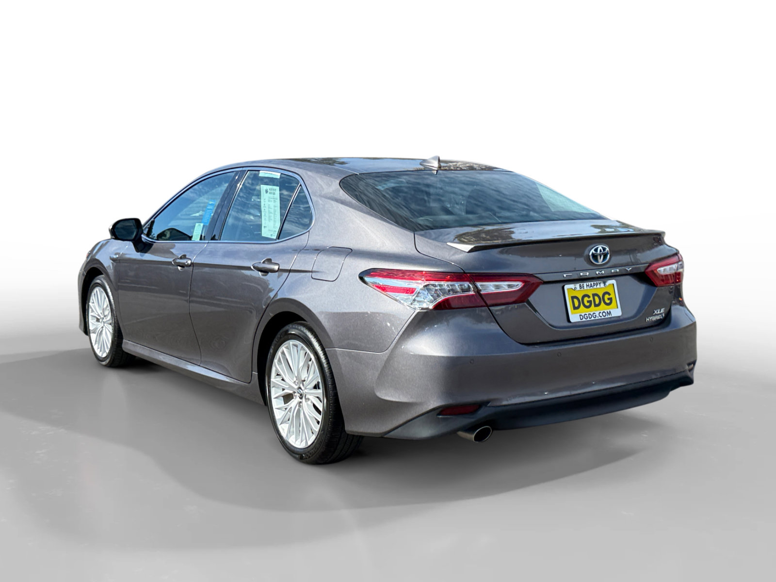 Used 2019 Toyota Camry XLE w/ Driver Assist Package FWD image 3