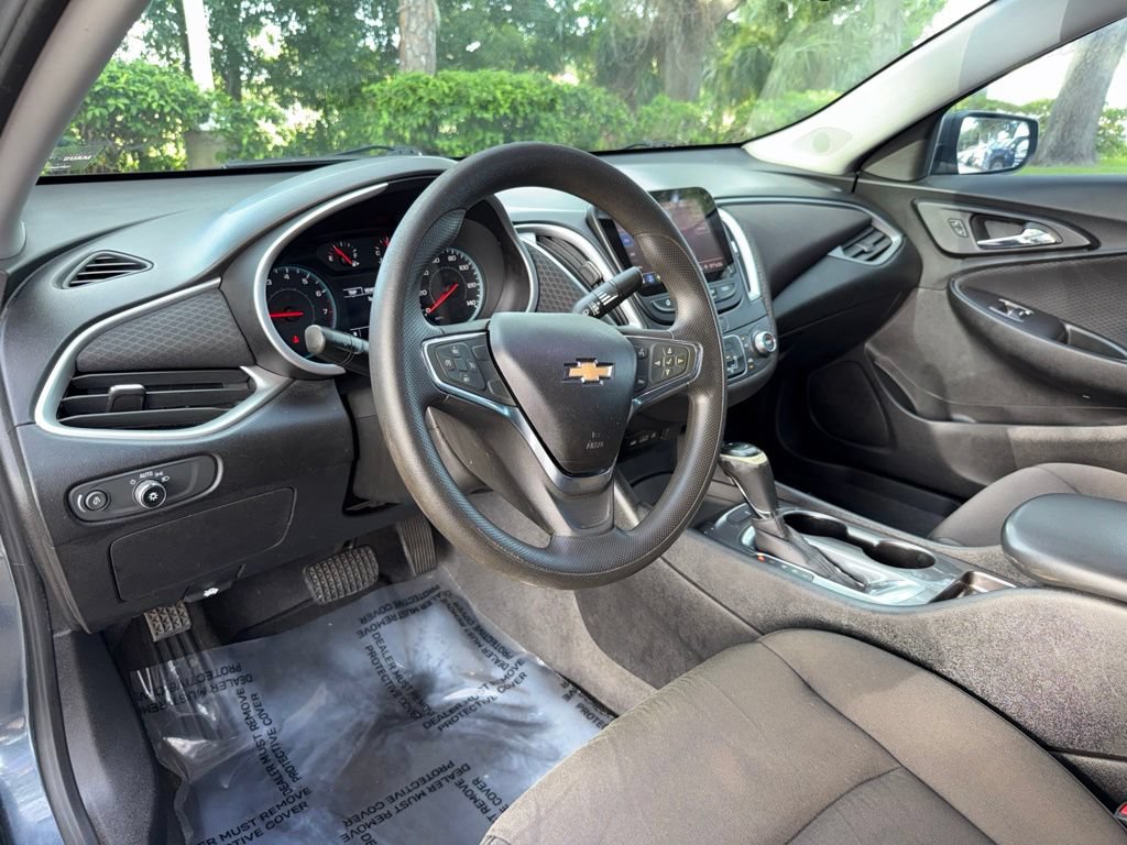 Used 2019 Chevrolet Malibu LS FWD image 15