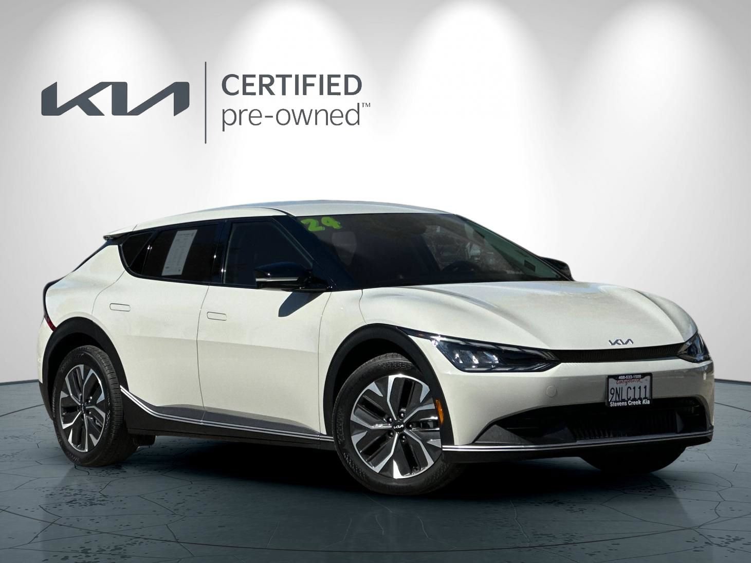 Certified 2024 Kia EV6 Light AWD/4WD image 2