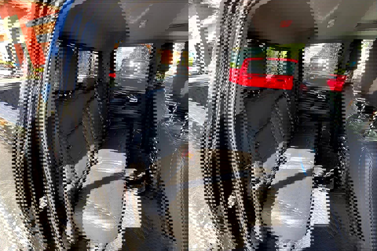 Used 2023 Chevrolet Silverado 1500 LTZ w/ LTZ Premium Package AWD/4WD image 26