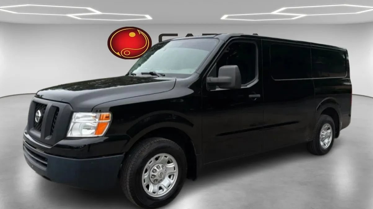 Used 2017 Nissan NV 2500 SV w/ Back Door Glass Package RWD video 1