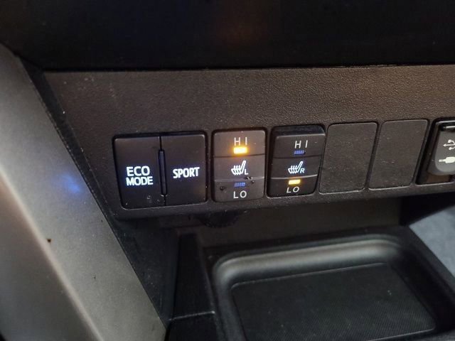 Used 2017 Toyota RAV4 Limited w/ All Weather Liner Package AWD/4WD image 33