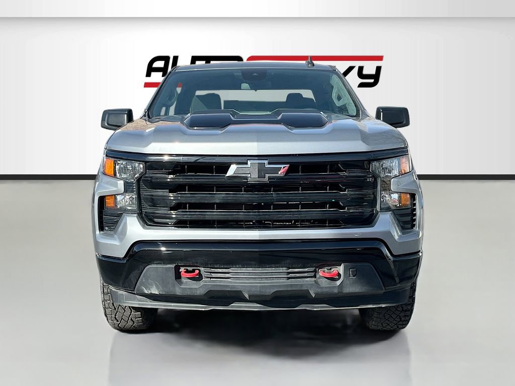 Used 2024 Chevrolet Silverado 1500 Custom Trail Boss image 2