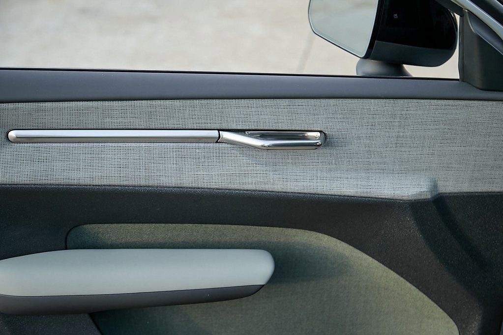 New 2026 Volvo EX30 Cross Country Ultra w/ Protection Package Premier image 11