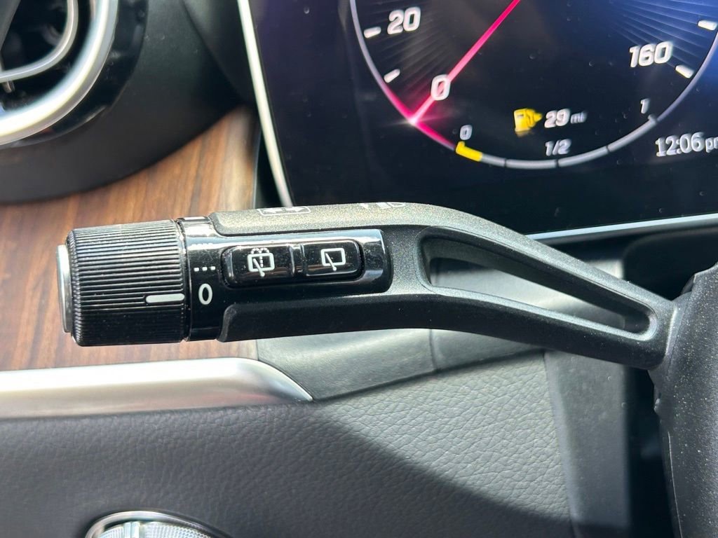 Used 2023 Mercedes-Benz GLC 300 4MATIC w/ Exclusive Trim Package image 44