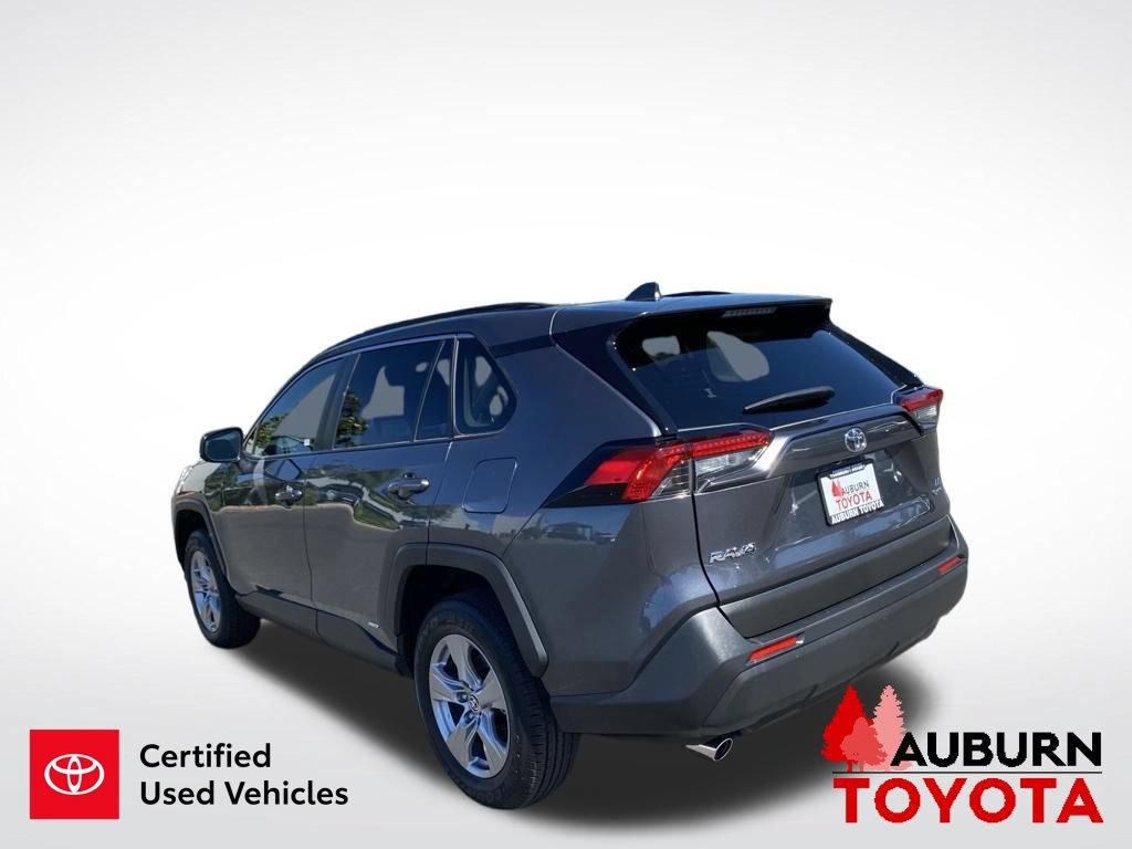 Certified 2025 Toyota RAV4 LE AWD/4WD image 6