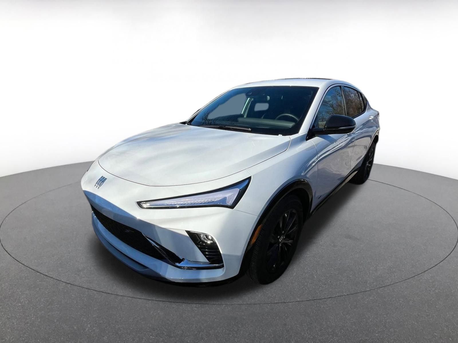 Used 2025 Buick Envista Sport Touring image 3