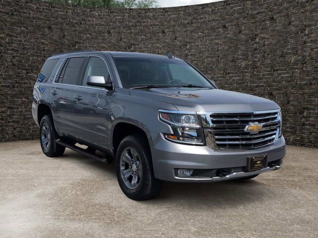 Used 2019 Chevrolet Tahoe LT w/ Luxury Package AWD/4WD image 2