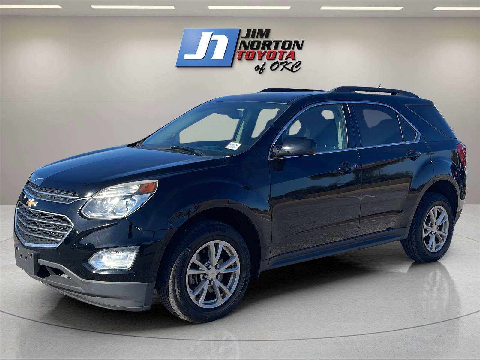 Used 2017 Chevrolet Equinox LT w/ Convenience Package