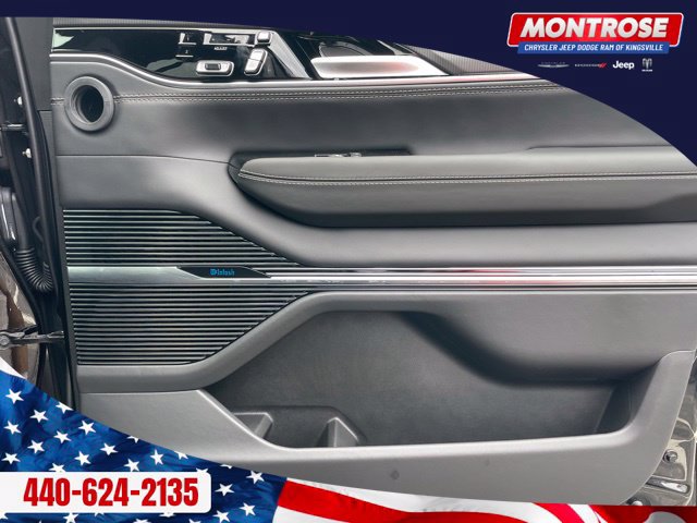 New 2024 Jeep Grand Wagoneer Series II Obsidian w/ Quick Order Packagew 28T AWD/4WD image 32