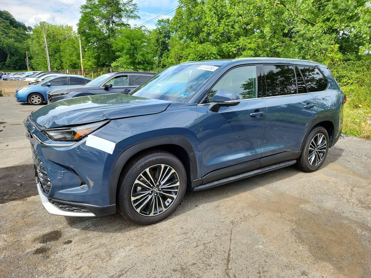 Used 2026 Toyota Grand Highlander AWD Hybrid image 3