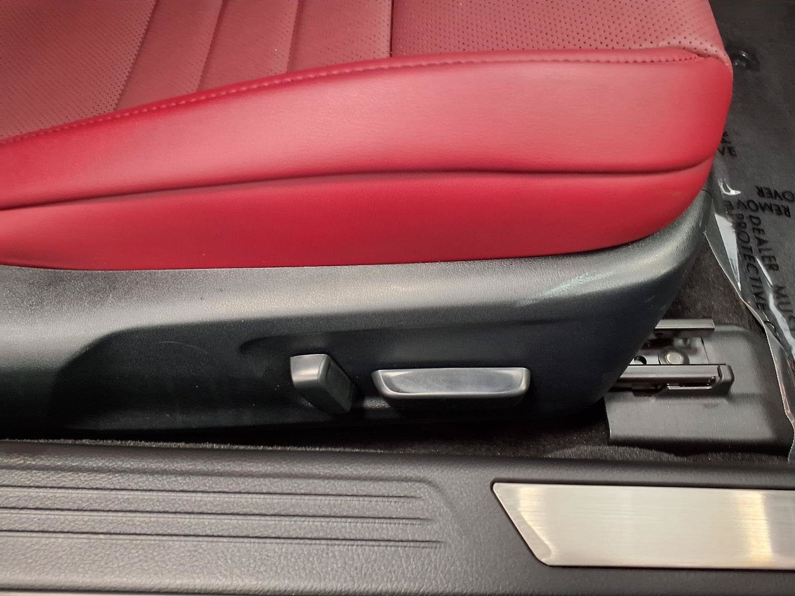 Used 2023 Lexus RC 300 RWD image 11