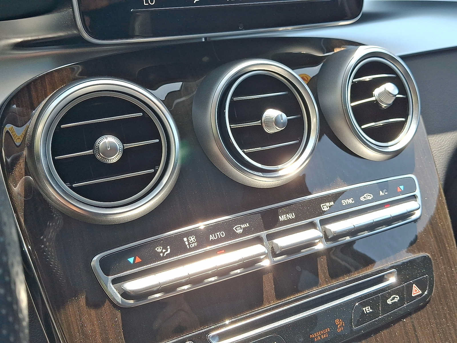Used 2016 Mercedes-Benz GLC 300 4MATIC image 17