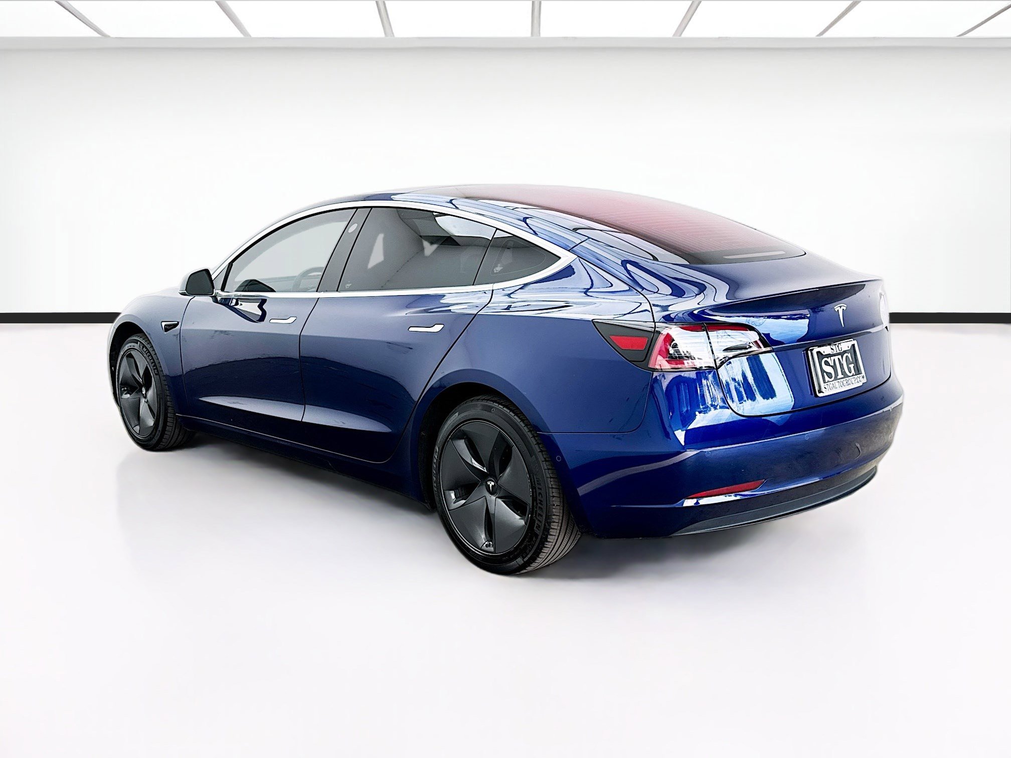 Used 2018 Tesla Model 3 Long Range image 6