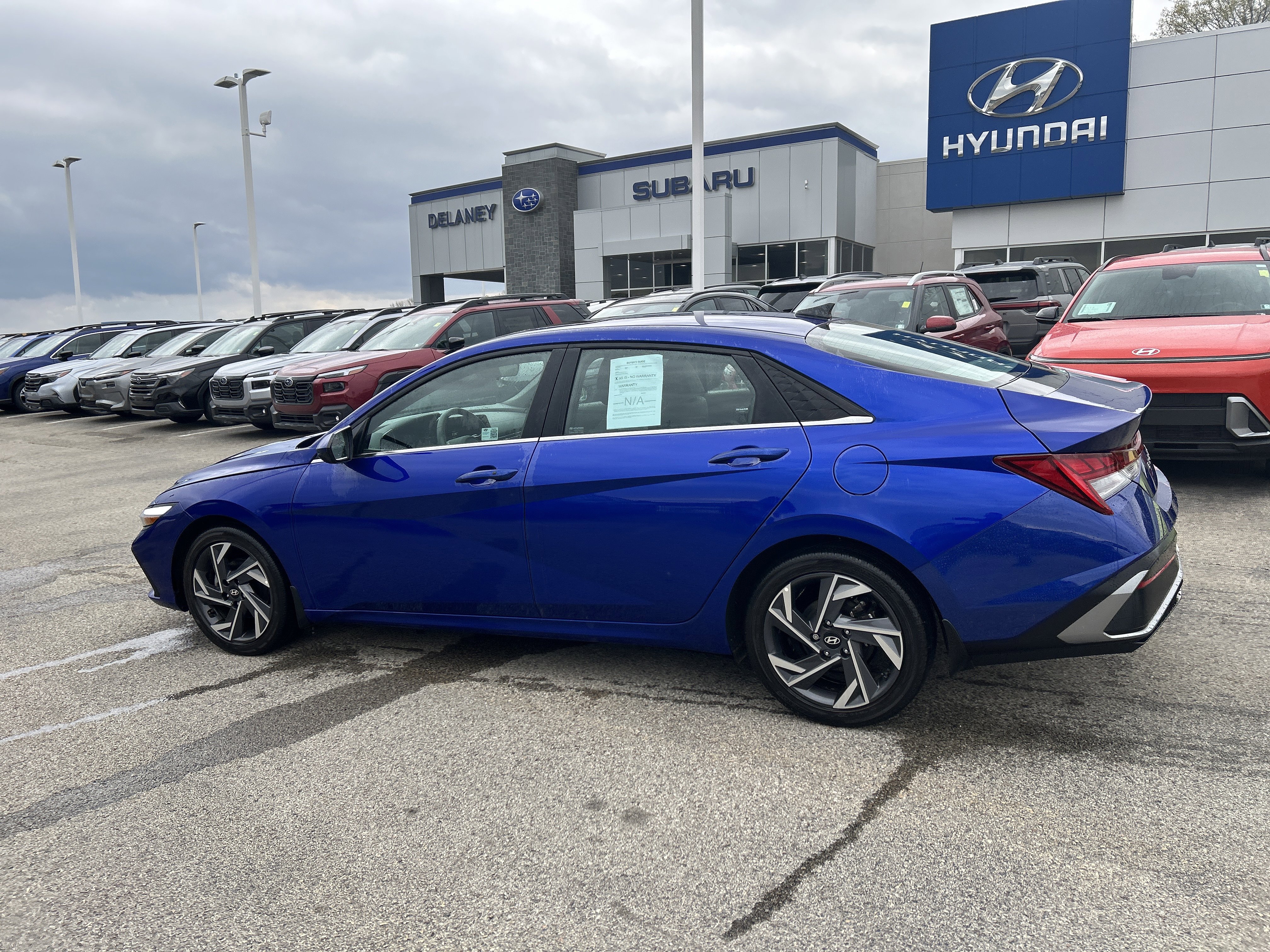 Used 2025 Hyundai Elantra SEL FWD image 16