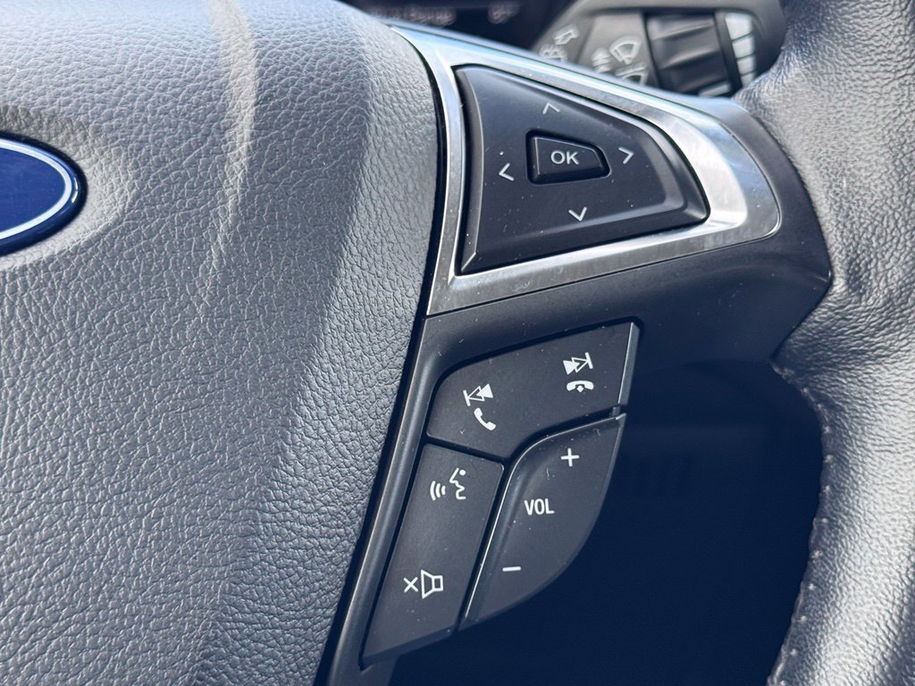 Used 2023 Ford Edge SEL w/ Convenience Package AWD/4WD image 10