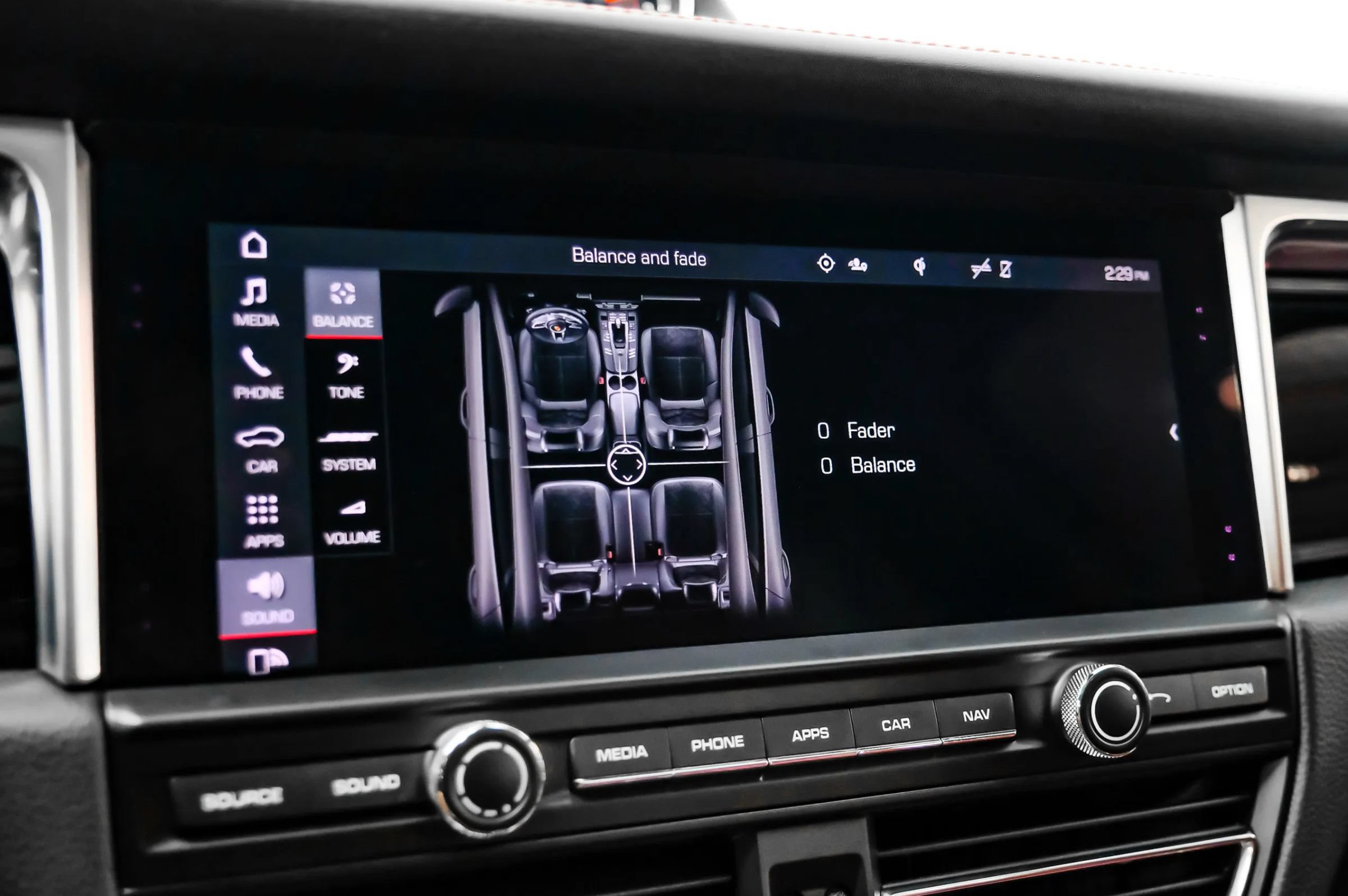 Used 2020 Porsche Macan S AWD/4WD image 29