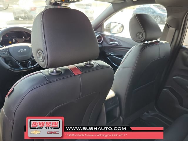 New 2026 Chevrolet Trax RS w/ Sunroof Package FWD image 14