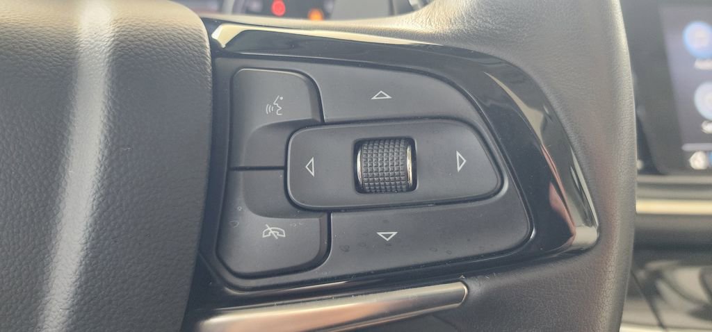 Used 2024 Buick Enclave Essence w/ Experience Buick Package FWD image 30