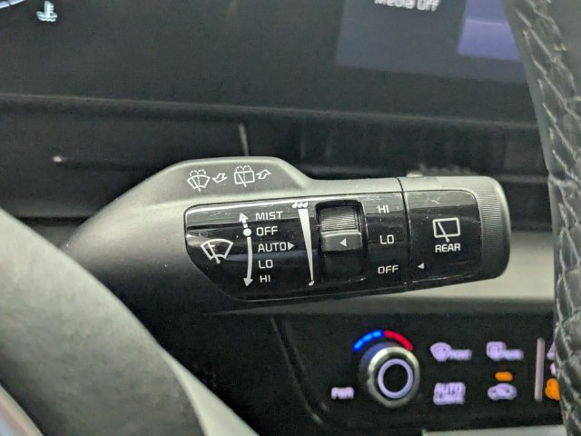 Certified 2023 Kia Sportage EX FWD image 20