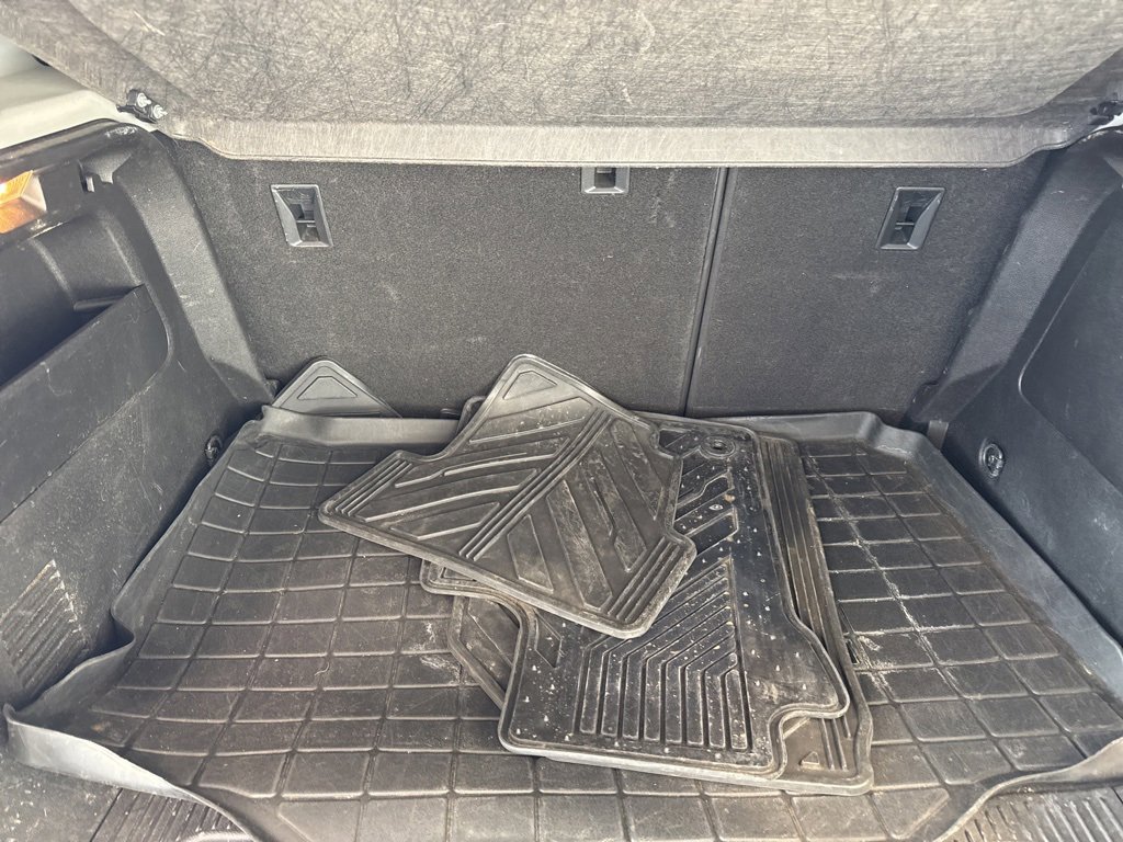 Used 2017 Chevrolet Trax LT w/ LT Convenience Package image 15