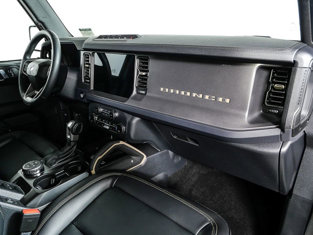 Used 2025 Ford Bronco Badlands AWD/4WD image 23
