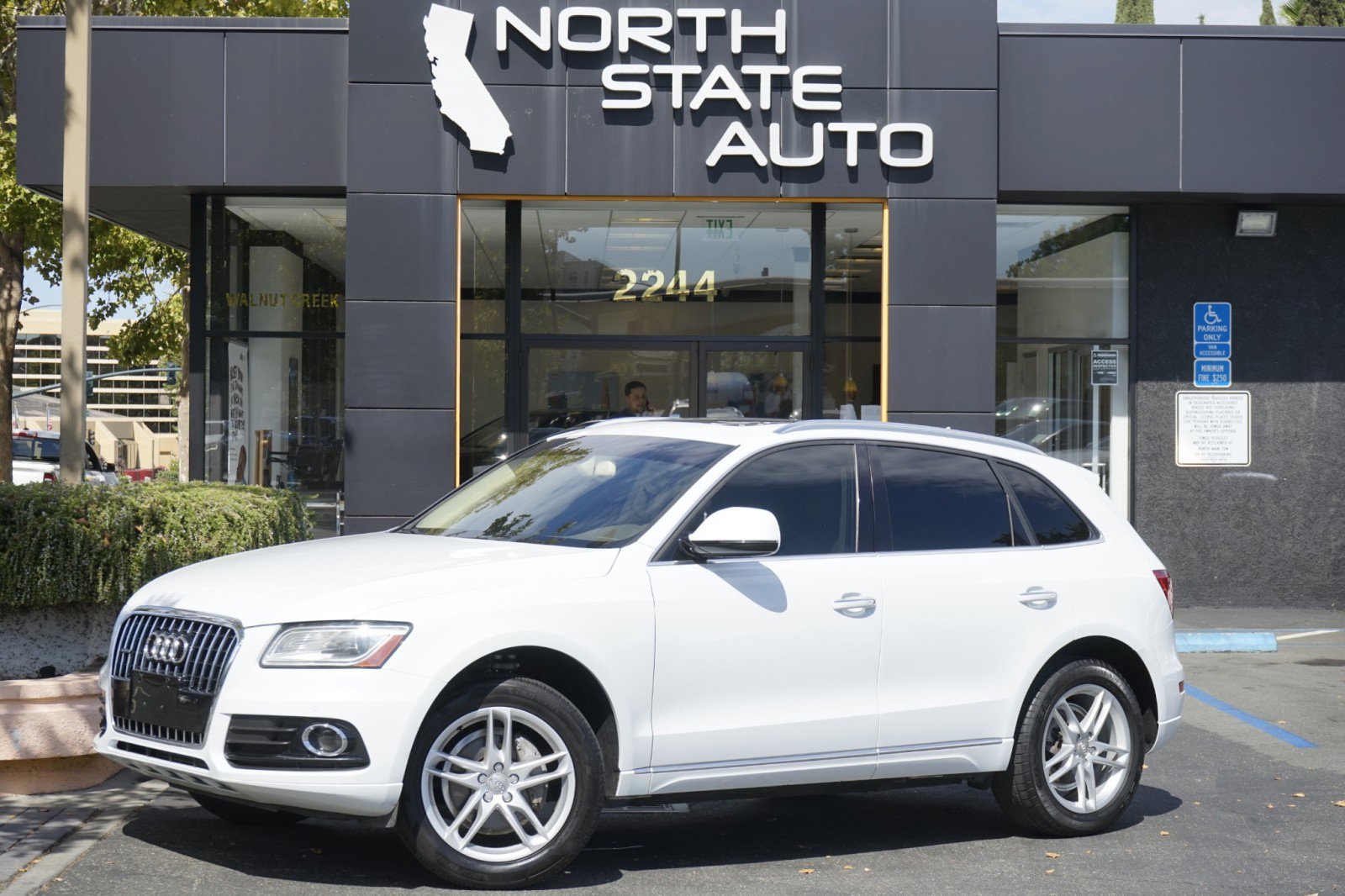 Used 2017 Audi Q5 2.0T Premium Plus w/ Technology Package